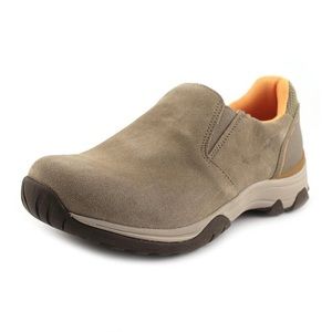 Bear Traps Woman’s Size 8 Walking & Hiking Shoes. Leather Upper Tan GUC